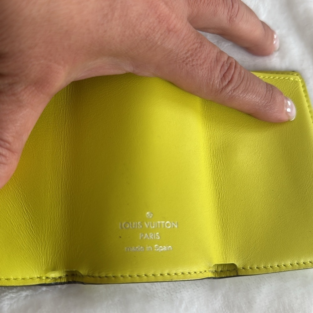 Louis Vuitton Taigarama Discovery Compact Yellow Wallet - Picture 5 of 6